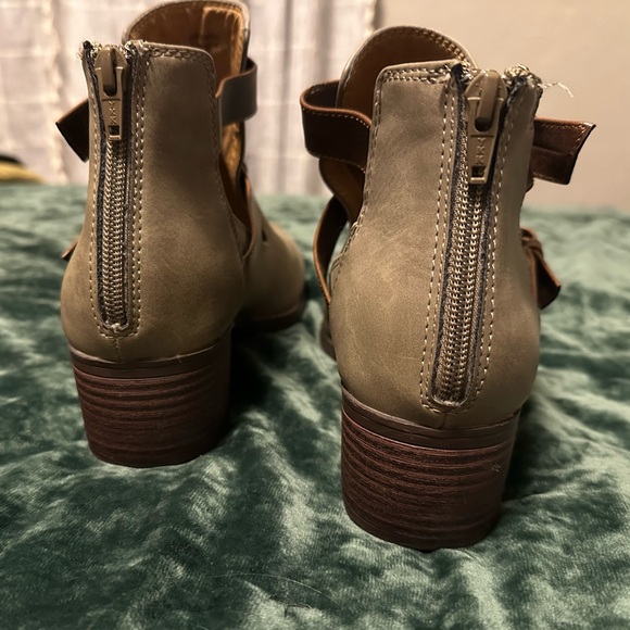 EuroSoft Booties - Picture 3 of 5